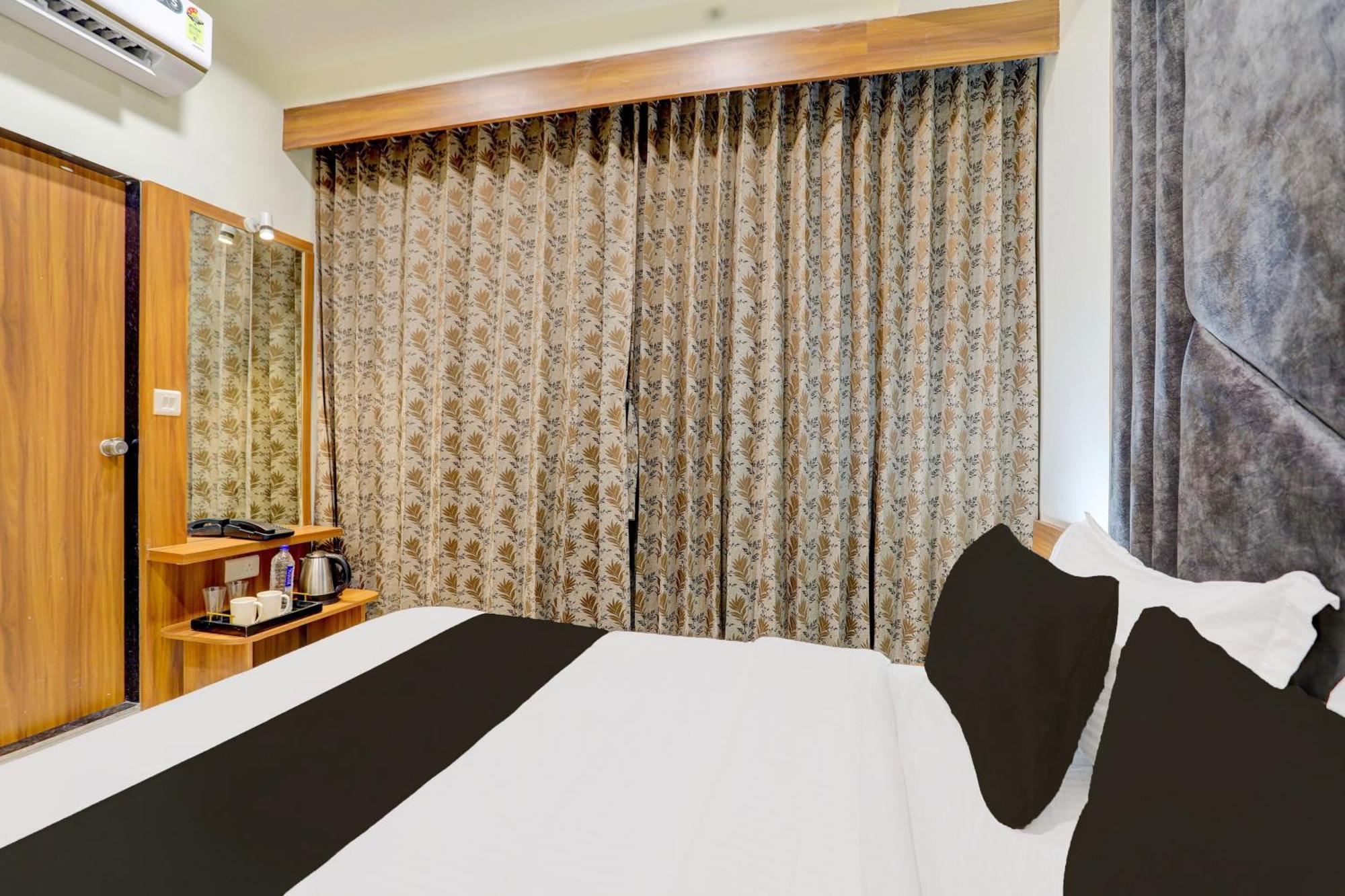 Hotel O Sun Light Ahmedabad Exterior foto